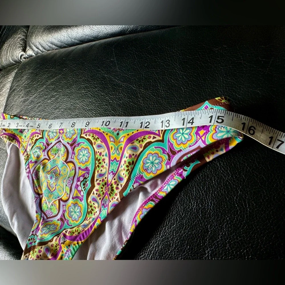 Victoria’s Secret Bikini | Size Medium - Picture 3 of 8